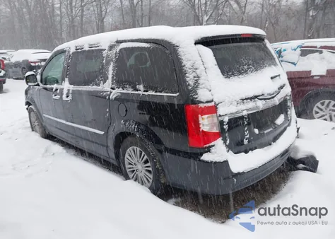 2013 Chrysler Town & Country Touring-L z USA, uszkodzony, nr VIN 2C4RC1CG6DR539151